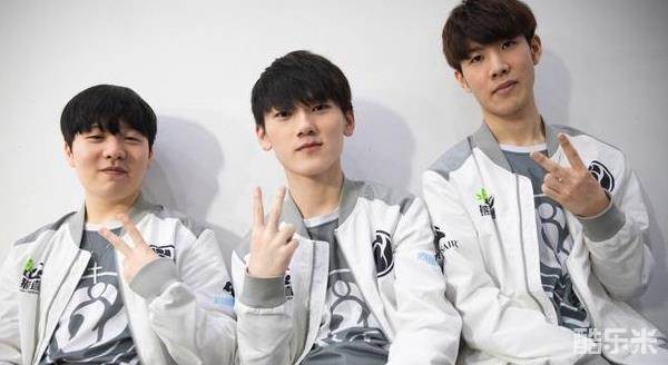 断膨胀的球 断膨胀的球