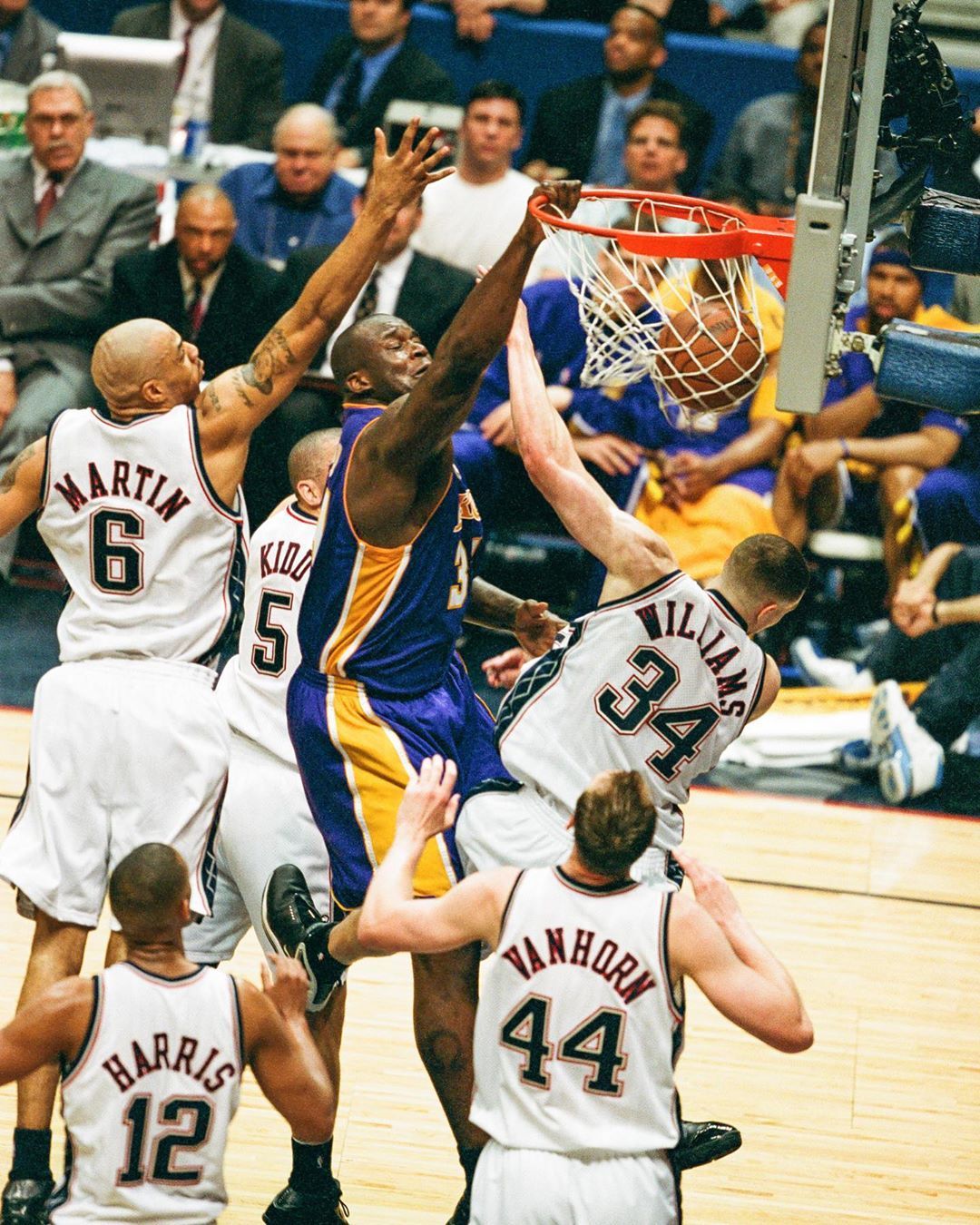 禁区前沿威 禁区前沿威